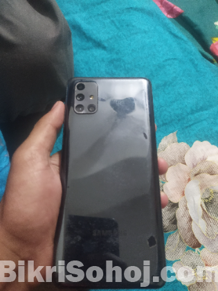 Sumsung galaxy m51